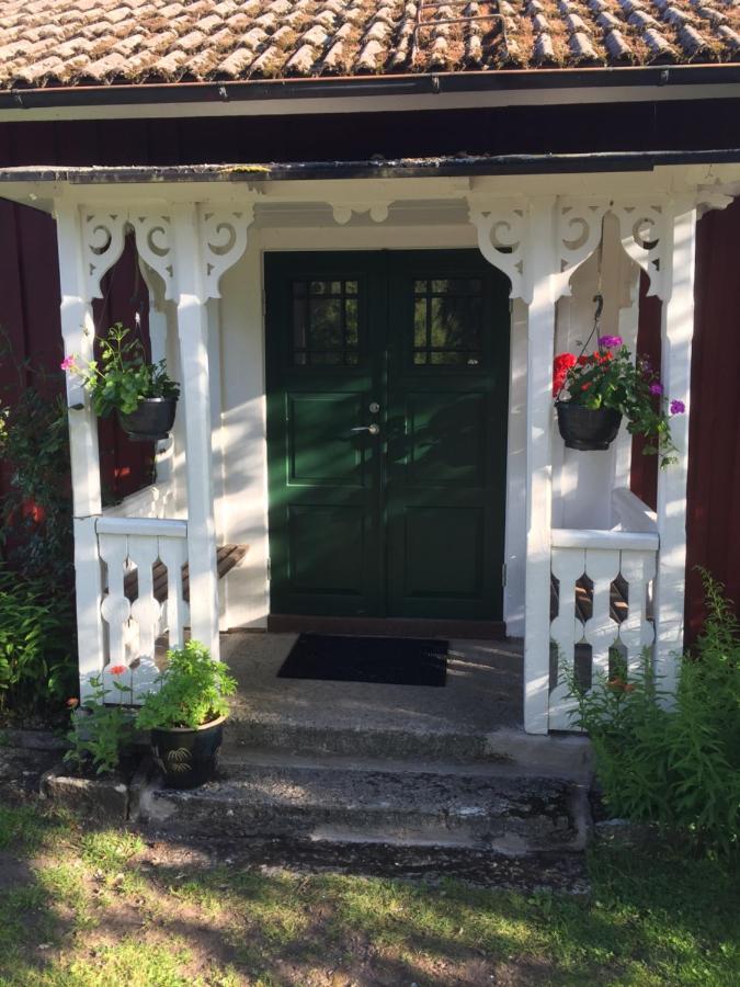 Stenbrottets Lillstuga Falköping Extérieur photo