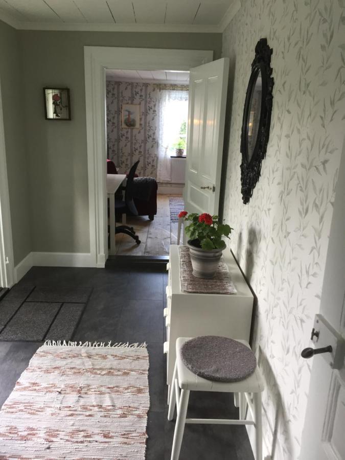 Stenbrottets Lillstuga Falköping Extérieur photo